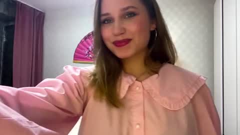 shadowkissss online show from June 11, 2026, 6:39 pm