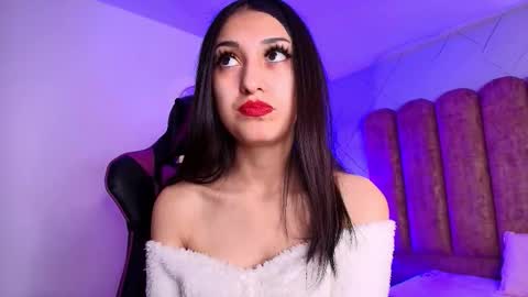 Snapshot of shadowlune chatting on March 4, 2026, 8:26 pm shadowlune online show from March 4, 2026, 8:26 pm