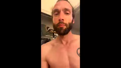 Snapshot of shaggyslim69 chatting on October 18, 2025, 3:42 am shaggyslim69 online show from October 18, 2025, 3:42 am