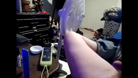 Snapshot of shagnasty95 chatting on February 17, 2025, 4:20 am shagnasty95 online show from February 17, 2025, 4:20 am