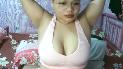 shairamae4u online show from April 26, 2026, 12:03 pm