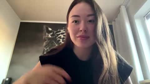 Snapshot of shakitaconnett chatting on November 16, 2025, 3:23 am Hana online show from November 16, 2025, 3:23 am