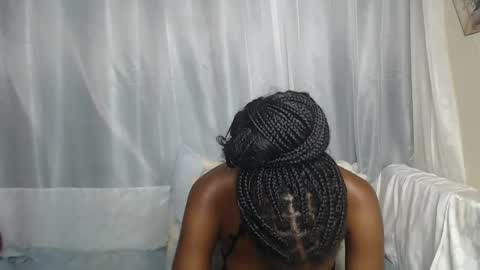 Shaky online show from October 8, 2025, 3:37 am