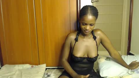 shaky xxx online show from November 22, 2025, 2:16 pm