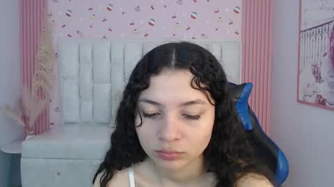 Shalon  online show from October 20, 2025, 1:33 pm