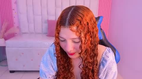 Snapshot of shalon_diaz_sub chatting on June 4, 2026, 1:39 pm Shalon online show from June 4, 2026, 1:39 pm