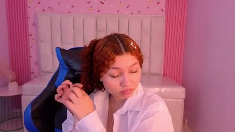 Snapshot of shalon_diaz_sub chatting on June 11, 2026, 1:31 pm Shalon online show from June 11, 2026, 1:31 pm