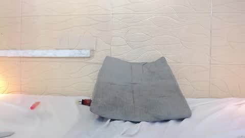 Snapshot of shamira_moore chatting on January 8, 2025, 12:17 am Catalina online show from January 8, 2025, 12:17 am