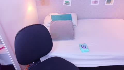 Catalina online show from March 31, 2026, 8:53 pm