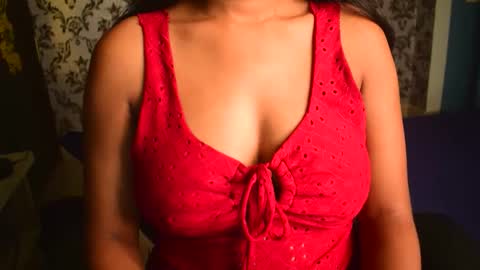 Snapshot of shanaya_indian chatting on September 24, 2025, 3:32 am shanaya indian online show from September 24, 2025, 3:32 am