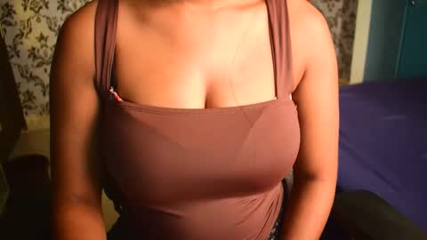 Snapshot of shanaya_indian chatting on September 27, 2025, 5:12 am shanaya indian online show from September 27, 2025, 5:12 am