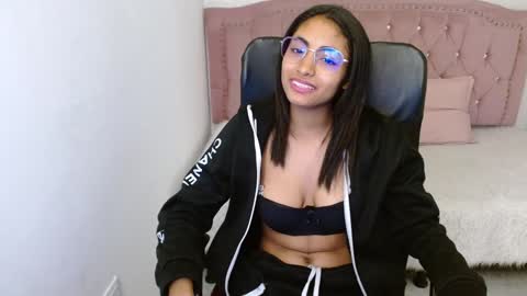 shanelle online show from February 3, 2025, 6:13 am