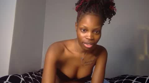 Snapshot of shania_sleigh chatting on January 13, 2025, 9:52 pm shania_sleigh online show from January 13, 2025, 9:52 pm