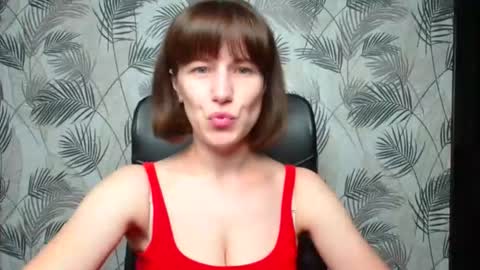 Snapshot of shannen_sweet chatting on September 18, 2025, 5:15 pm Shannen online show from September 18, 2025, 5:15 pm