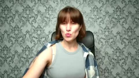Snapshot of shannen_sweet chatting on September 27, 2025, 11:04 am Shannen online show from September 27, 2025, 11:04 am