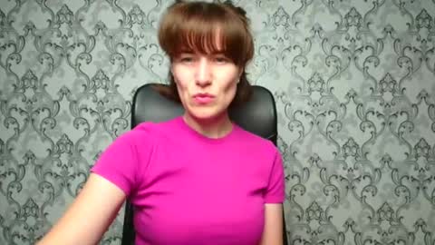 Snapshot of shannen_sweet chatting on October 2, 2025, 7:10 pm Shannen online show from October 2, 2025, 7:10 pm