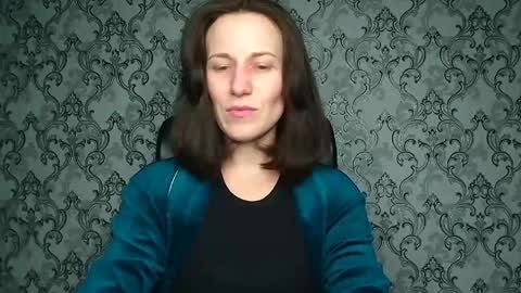 Snapshot of shannen_sweet chatting on February 4, 2026, 12:11 pm Shannen online show from February 4, 2026, 12:11 pm