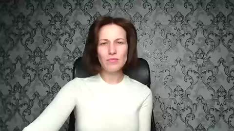 Snapshot of shannen_sweet chatting on March 2, 2026, 12:12 pm Shannen online show from March 2, 2026, 12:12 pm