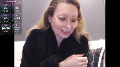 Shannon07 online show from December 14, 2025, 10:03 pm