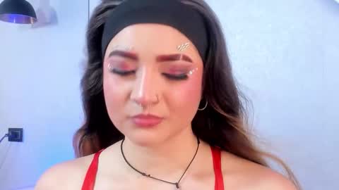 Shanntal  online show from October 30, 2025, 7:58 pm