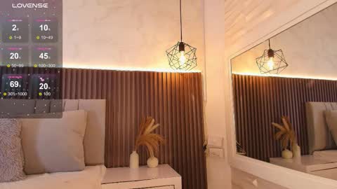 SHANON online show from November 30, 2025, 11:03 am