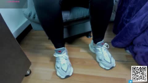 shantal__g online show from February 26, 2026, 4:17 pm