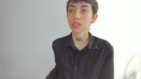 Snapshot of shantal_thompson21 chatting on March 3, 2026, 10:10 am Shantal online show from March 3, 2026, 10:10 am