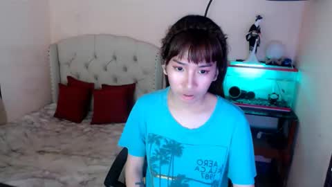 SHANTA FOX  s online show from February 23, 2025, 5:12 am