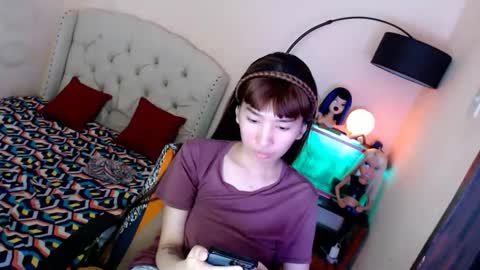 SHANTA FOX  s online show from October 30, 2025, 1:01 pm