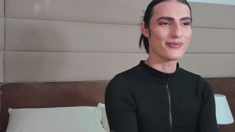  Shantall  online show from October 26, 2025, 7:31 pm