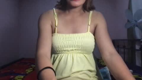 Snapshot of shantallee chatting on February 17, 2025, 9:35 am shantallee online show from February 17, 2025, 9:35 am