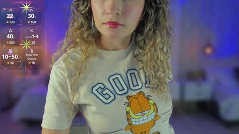 Snapshot of shantalll__ chatting on February 7, 2025, 11:12 am Shantal online show from February 7, 2025, 11:12 am