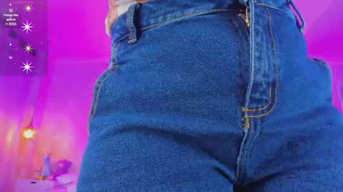 Snapshot of shantalll__ chatting on March 12, 2025, 11:09 am Shantal online show from March 12, 2025, 11:09 am