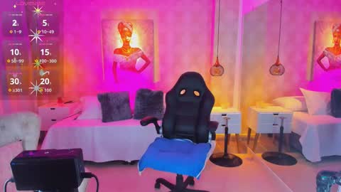 Snapshot of shantalll__ chatting on November 10, 2025, 10:58 am Shantal online show from November 10, 2025, 10:58 am