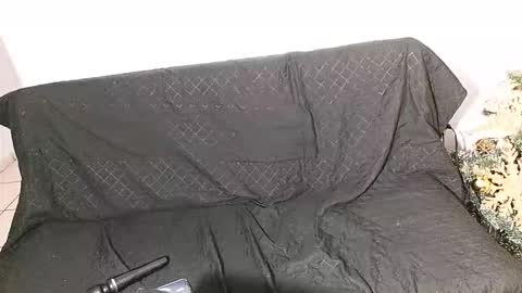 shantal online show from December 15, 2025, 4:06 am