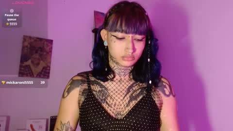 sharaross1 online show from March 27, 2026, 2:06 am