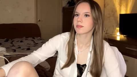 Snapshot of shardamcelhiney chatting on February 27, 2026, 8:25 am Arina online show from February 27, 2026, 8:25 am