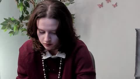 Snapshot of sharikabolanos chatting on November 11, 2025, 7:58 pm Sara online show from November 11, 2025, 7:58 pm