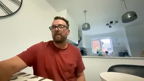 Sharksboy online show from November 22, 2025, 7:51 am