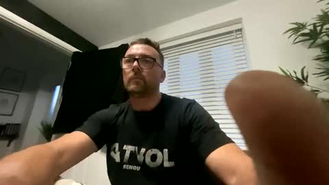 Sharksboy online show from February 14, 2026, 6:54 am