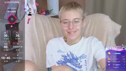 Snapshot of sharli_rose chatting on February 24, 2025, 4:04 pm Sharli online show from February 24, 2025, 4:04 pm