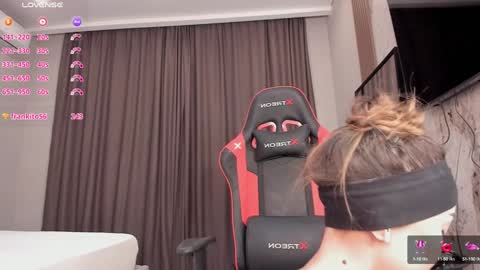 Sharlin  online show from February 2, 2025, 1:12 am