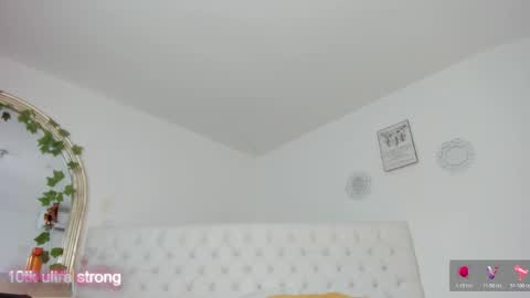 Snapshot of sharlot_evans_ chatting on December 16, 2025, 11:59 am Sharlot online show from December 16, 2025, 11:59 am