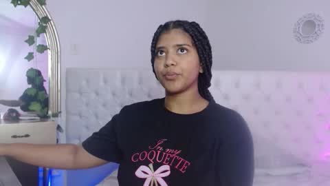 Snapshot of sharlot_evans_ chatting on January 7, 2026, 12:18 pm Sharlot online show from January 7, 2026, 12:18 pm