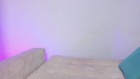 Hi fiends ---- I usually start online from Monday to Friday from 1000 am Saturdays and Sundays at 600 am Colombia time online show from January 23, 2025, 6:35 pm