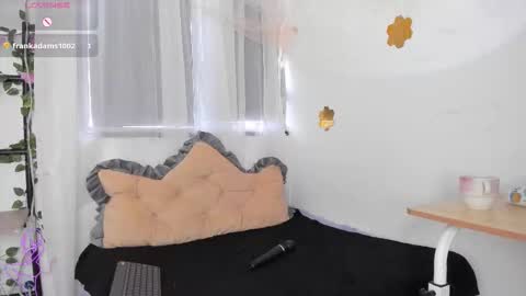 Sharlot online show from January 6, 2026, 7:50 pm