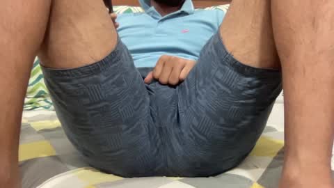 Snapshot of shash2014 chatting on December 25, 2024, 5:58 pm Shashii online show from December 25, 2024, 5:58 pm