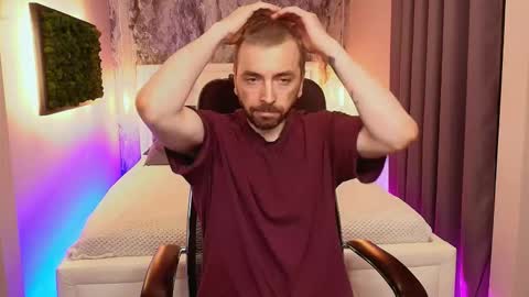 Snapshot of shaun_white chatting on December 2, 2025, 5:41 pm shaun_white online show from December 2, 2025, 5:41 pm