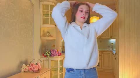 Snapshot of shaunaheiple chatting on November 24, 2025, 4:01 am Alexandra online show from November 24, 2025, 4:01 am