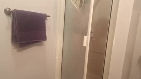 partycouple2night online show from February 11, 2025, 7:05 pm